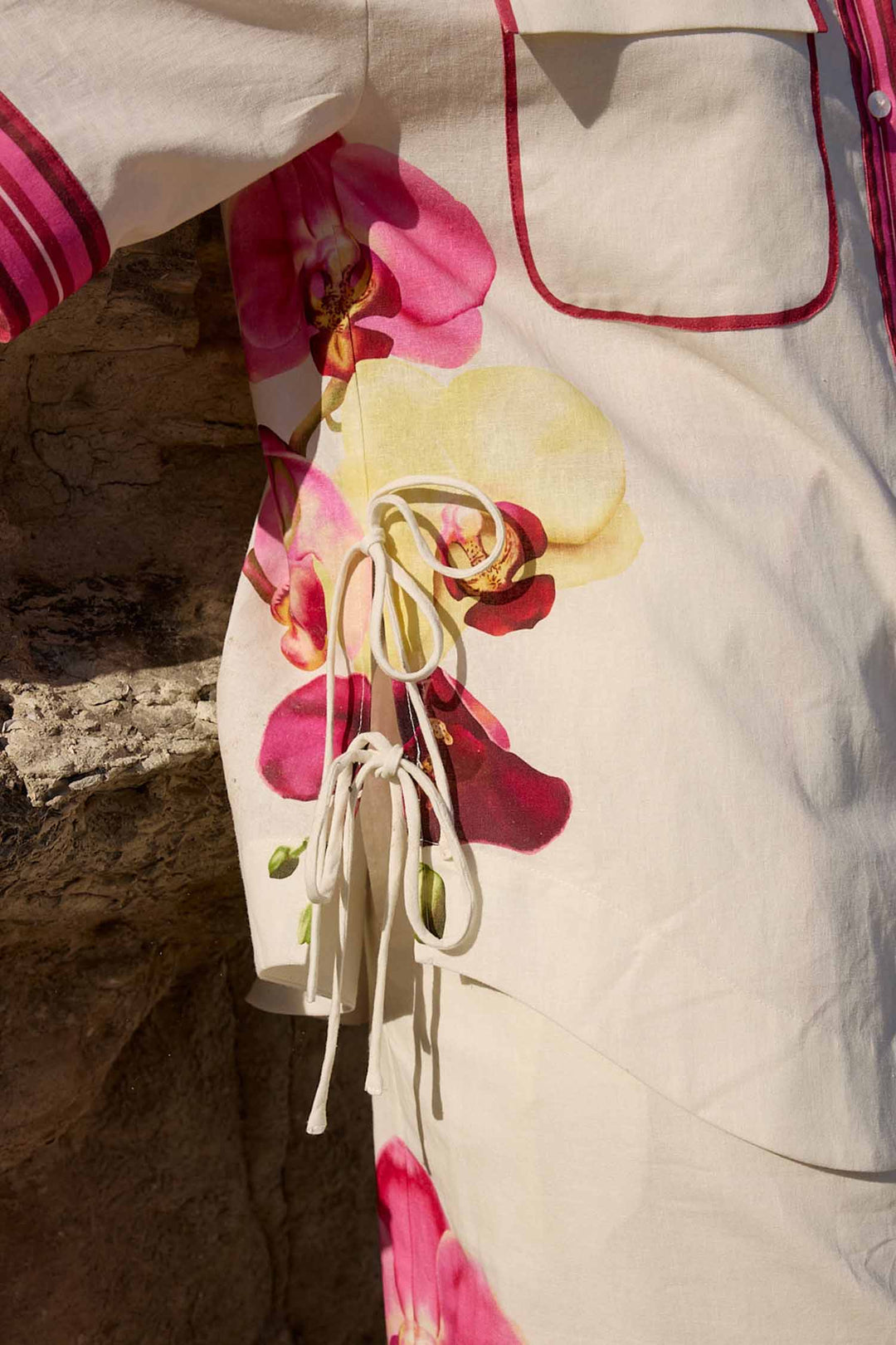 Remy Shirt in Antique Phalae