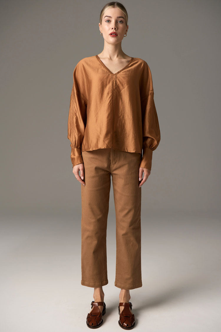 Rhea V Shirt in Toffee