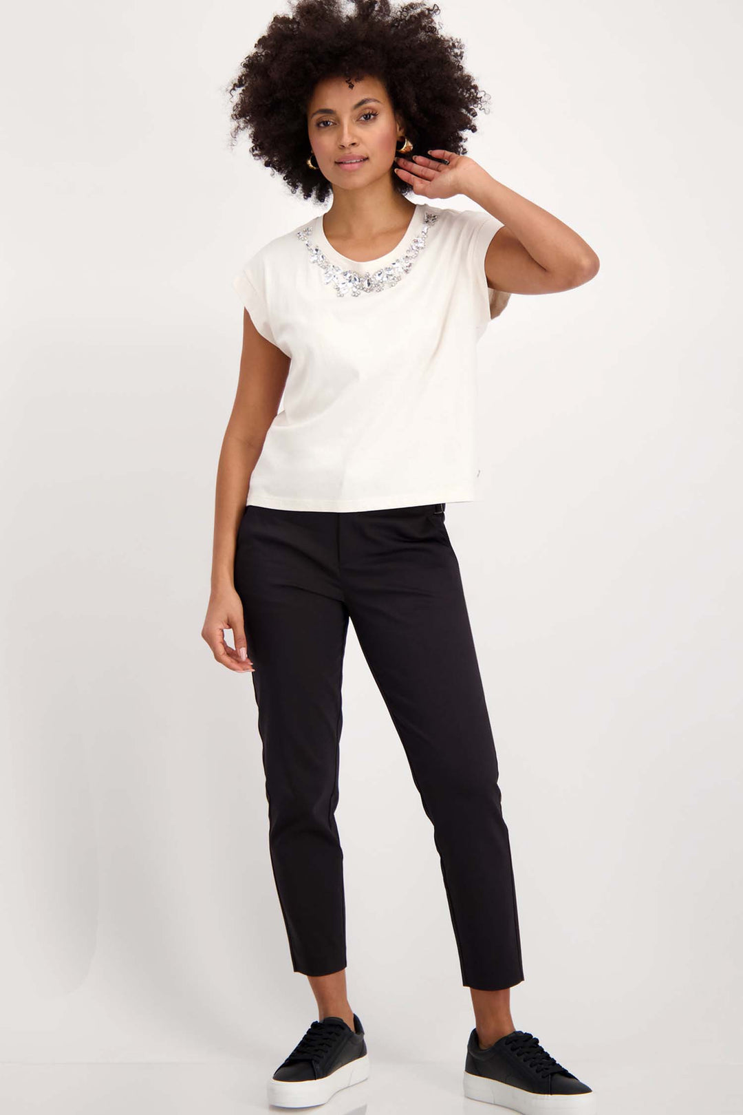 Rhinestone Neckline SS T-Shirt in Seashell