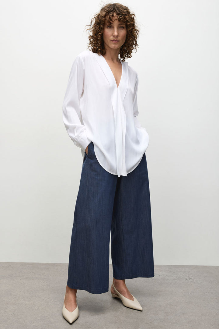 Ribbon Edge Shirt in White