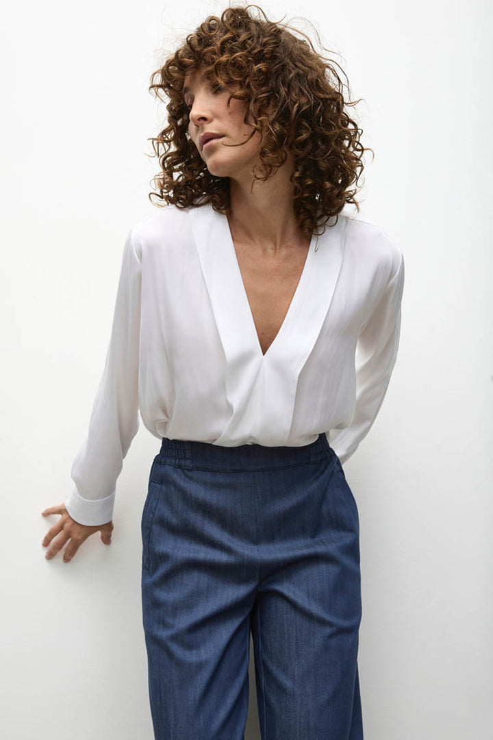 Ribbon Edge Shirt in White