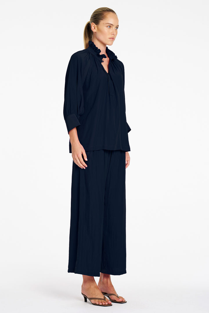 Roman Blouse in Navy