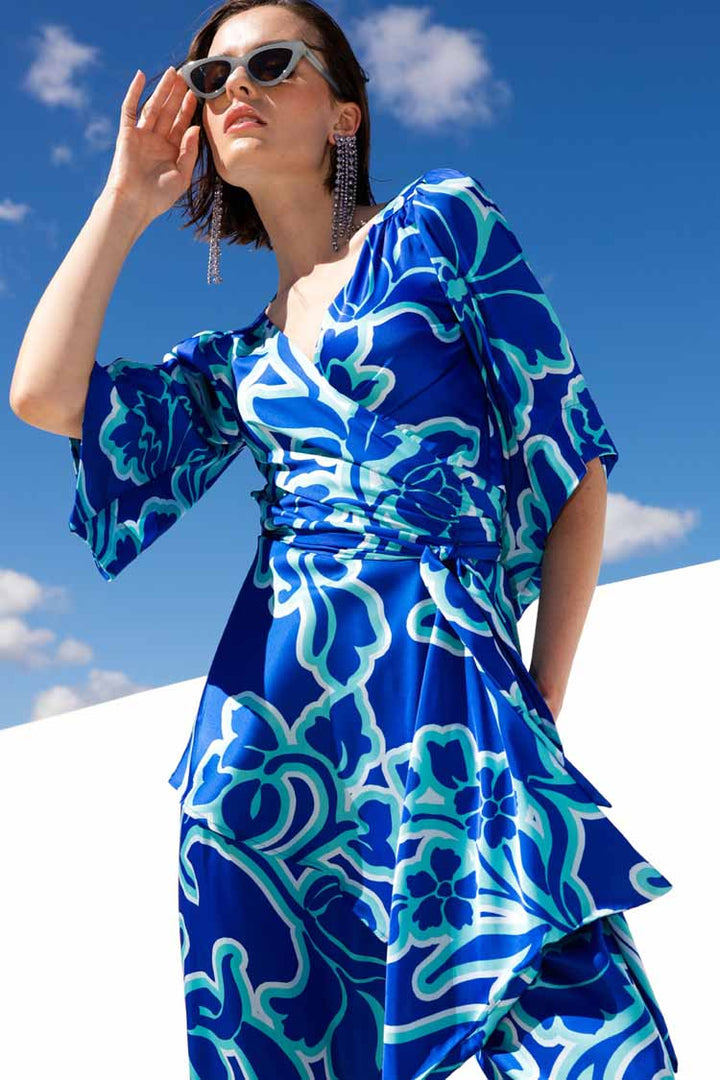 Royal Botanic Kimono in Blue Floral