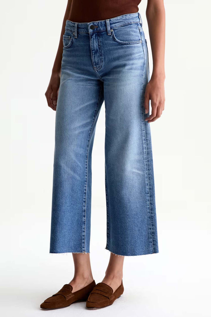 Saige Wide Leg Crop Jean in 17 Years Duet