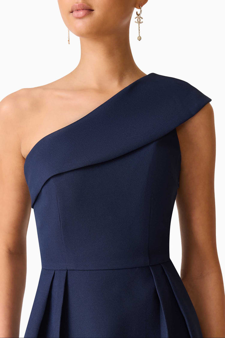 Saphine One-Shoulder Gown in Navy