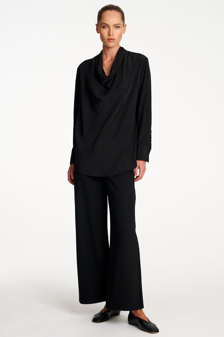 Scallop Blouse in Black
