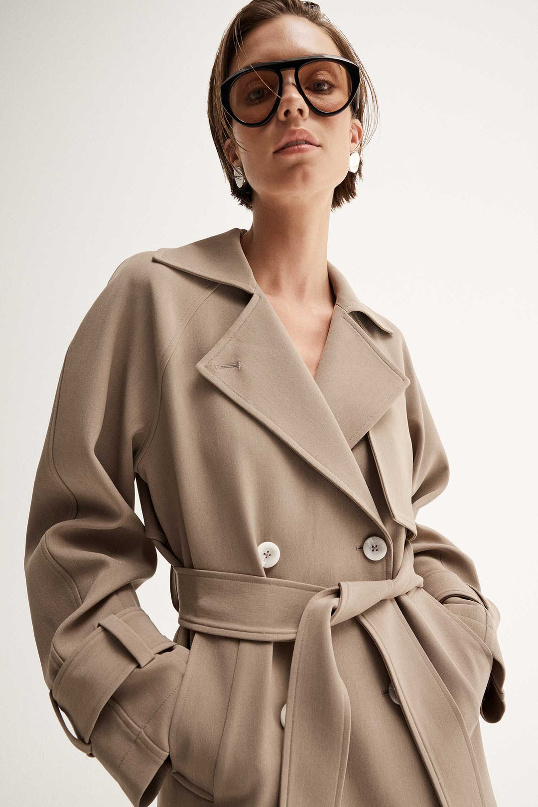 Selena Cropped Trench Coat in Taupe