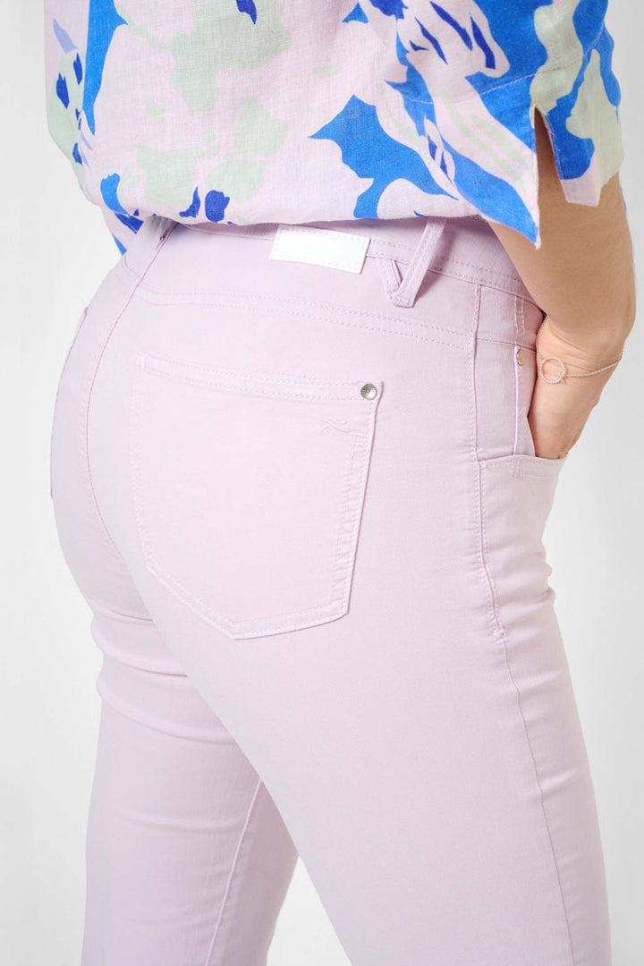 Shakira S 7/8 Slim Jeans in Soft Purple
