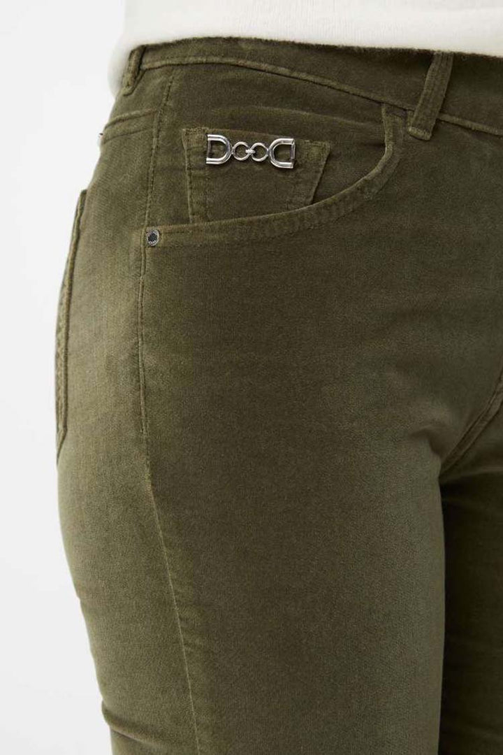 Shakira Corduroy Pants in Soft Khaki