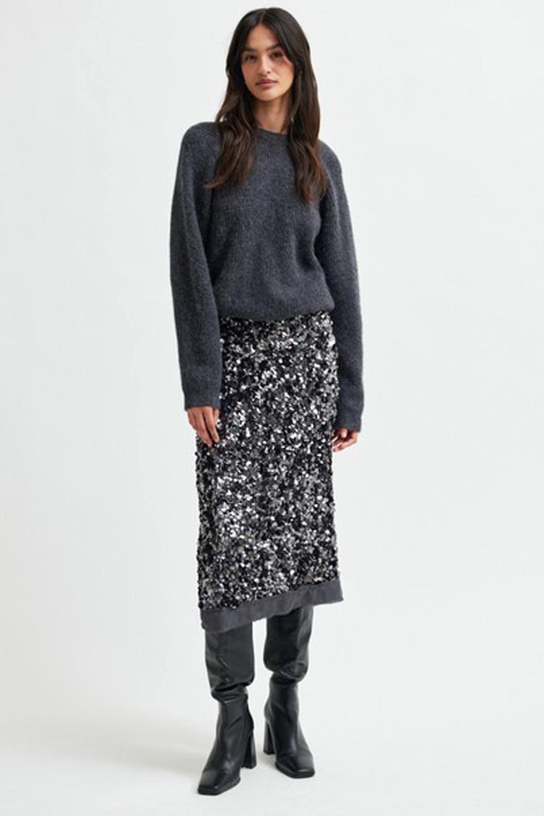 Shiny Skirt in Gungrey Metal
