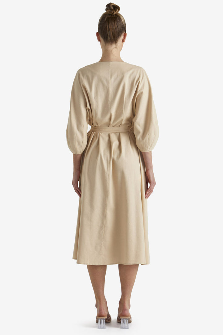 Shoreline Dress in Ecru