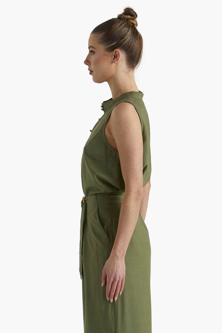 Shoreline Sleeveless Top in Khaki
