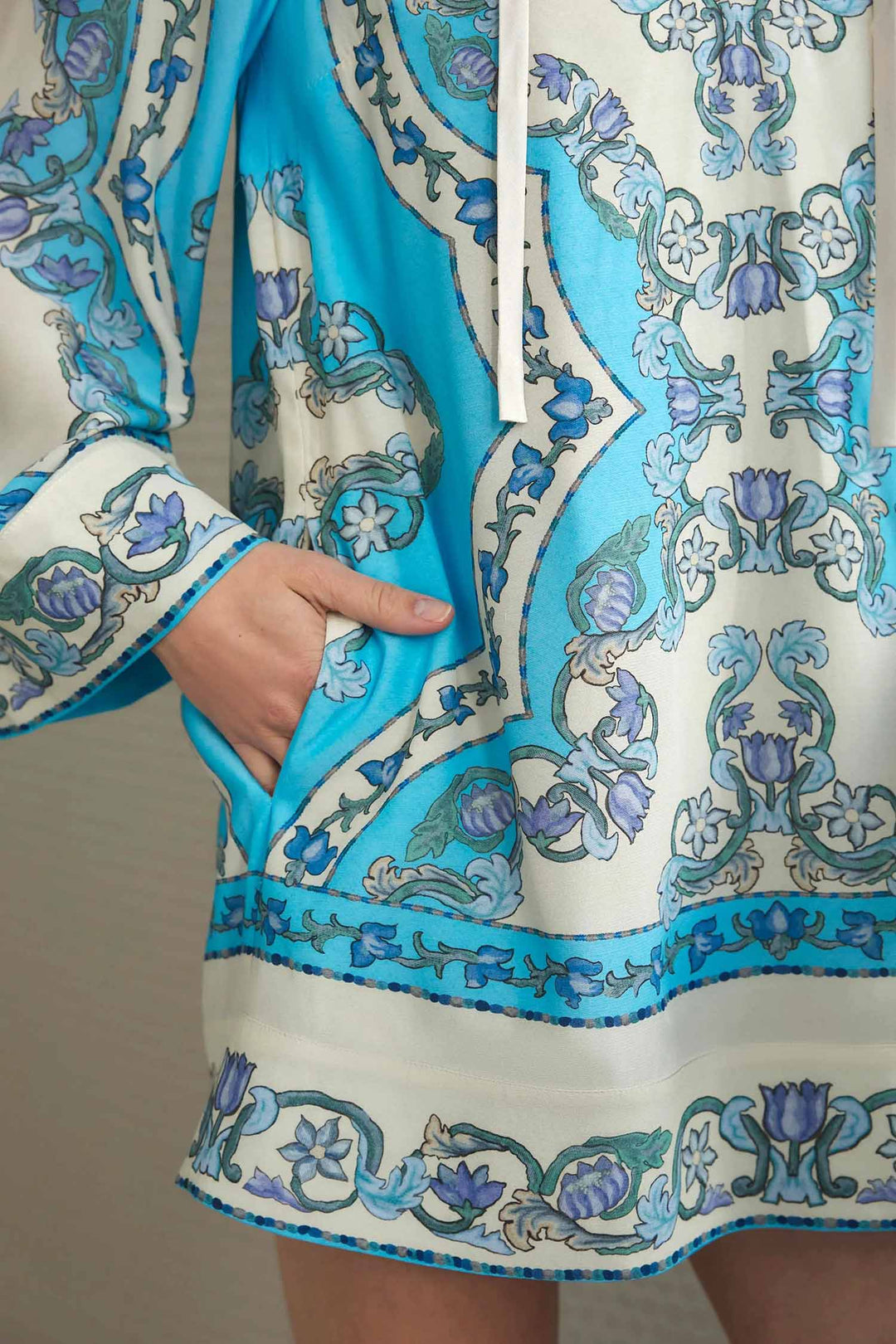Short Collared Kaftan in Ventura