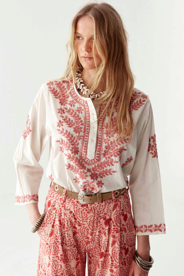 Shyla Chikan Blossom Blouse in Azzuro