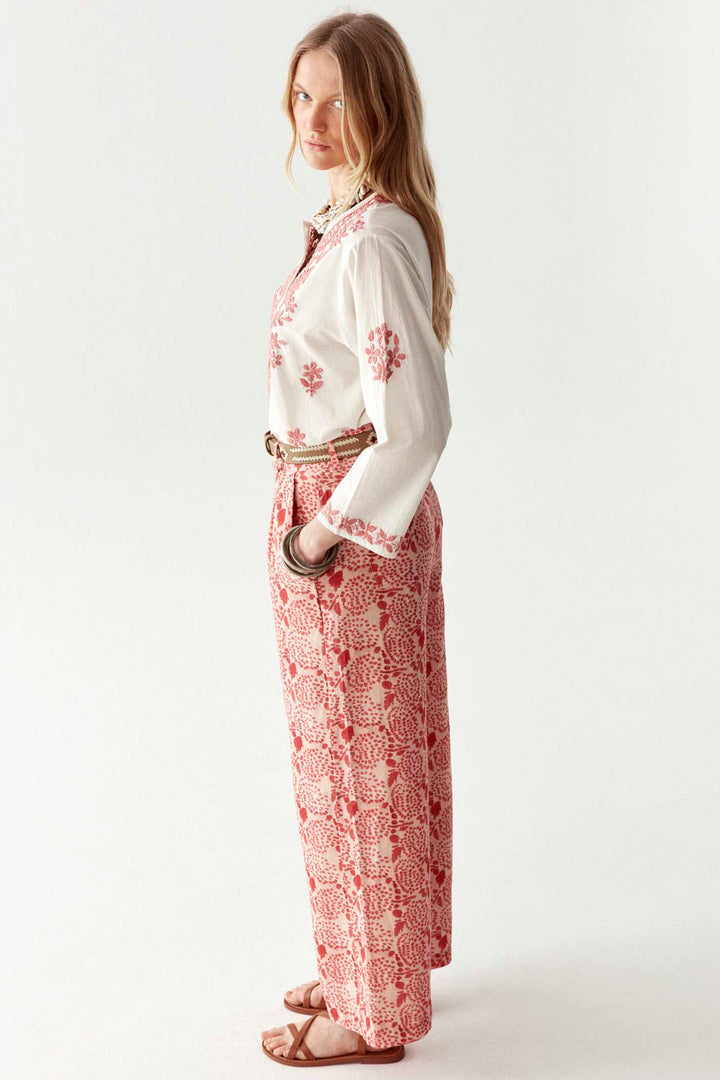 Shyla Chikan Blossom Blouse in Azzuro