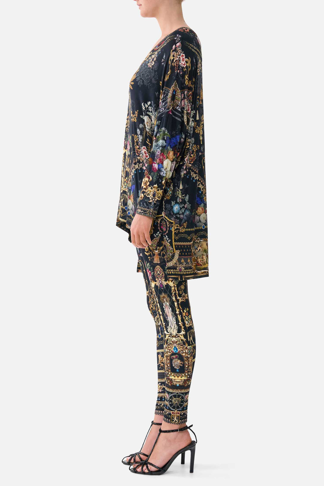 Side Split Jersey Tee in Night Garden