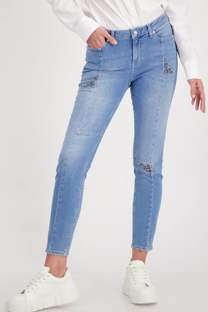 Slim Fit Jeans w Rhinestones in Blue