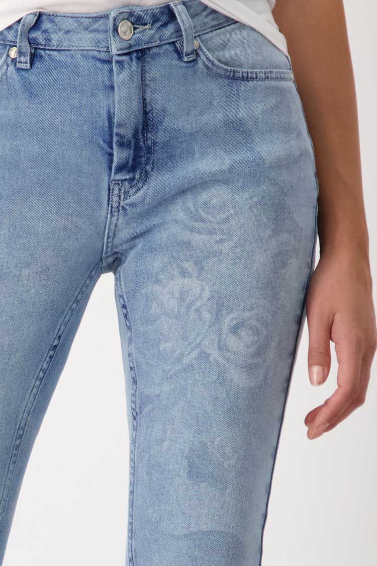 Slim Jeans w Floral Pattern