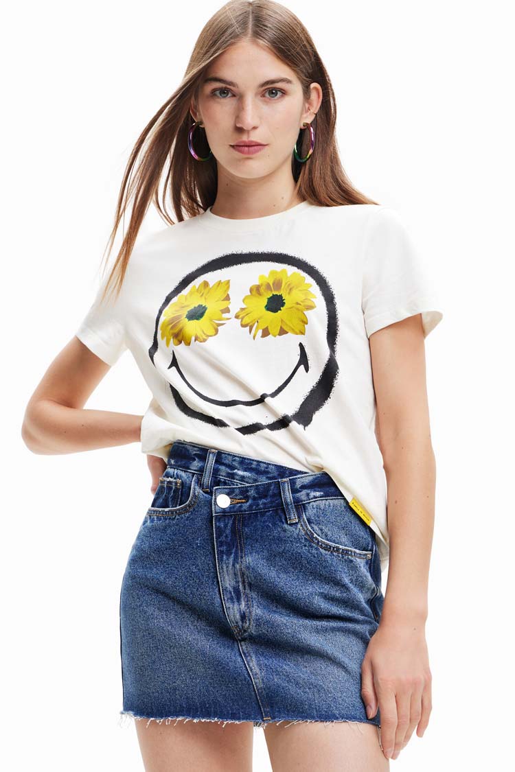 Smiley Flowers Front T-shirt