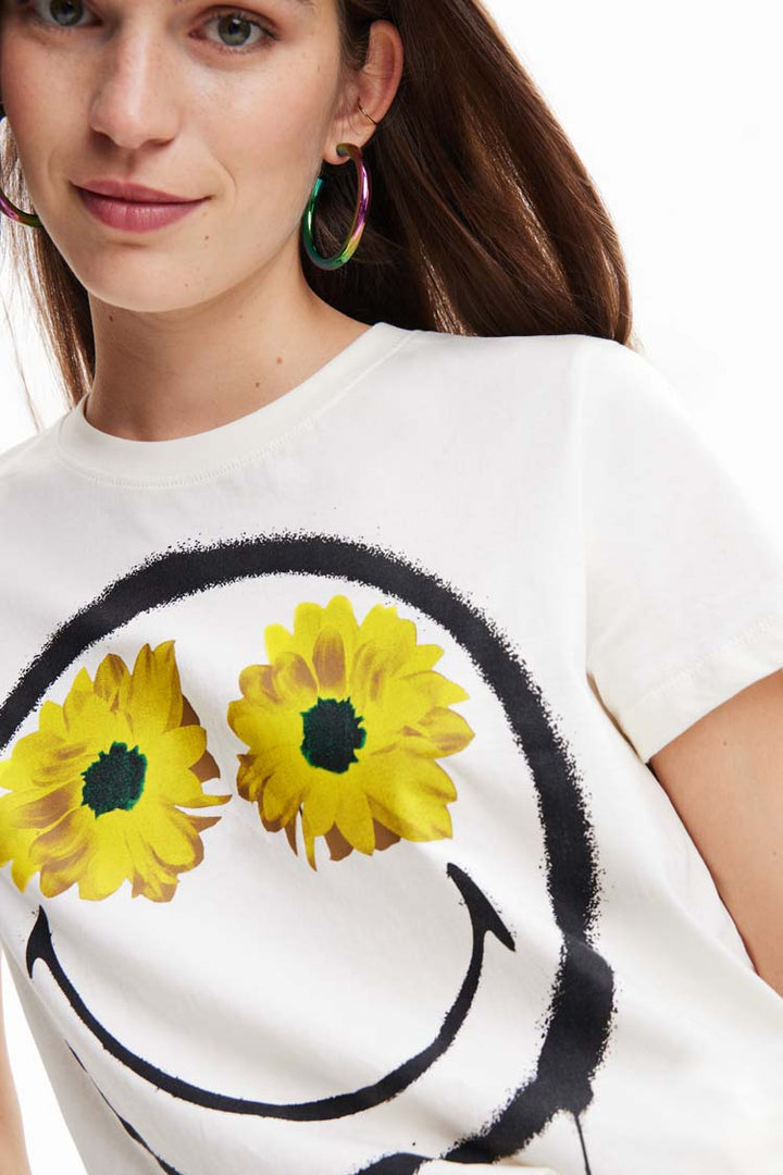 Smiley Flowers Front T-shirt