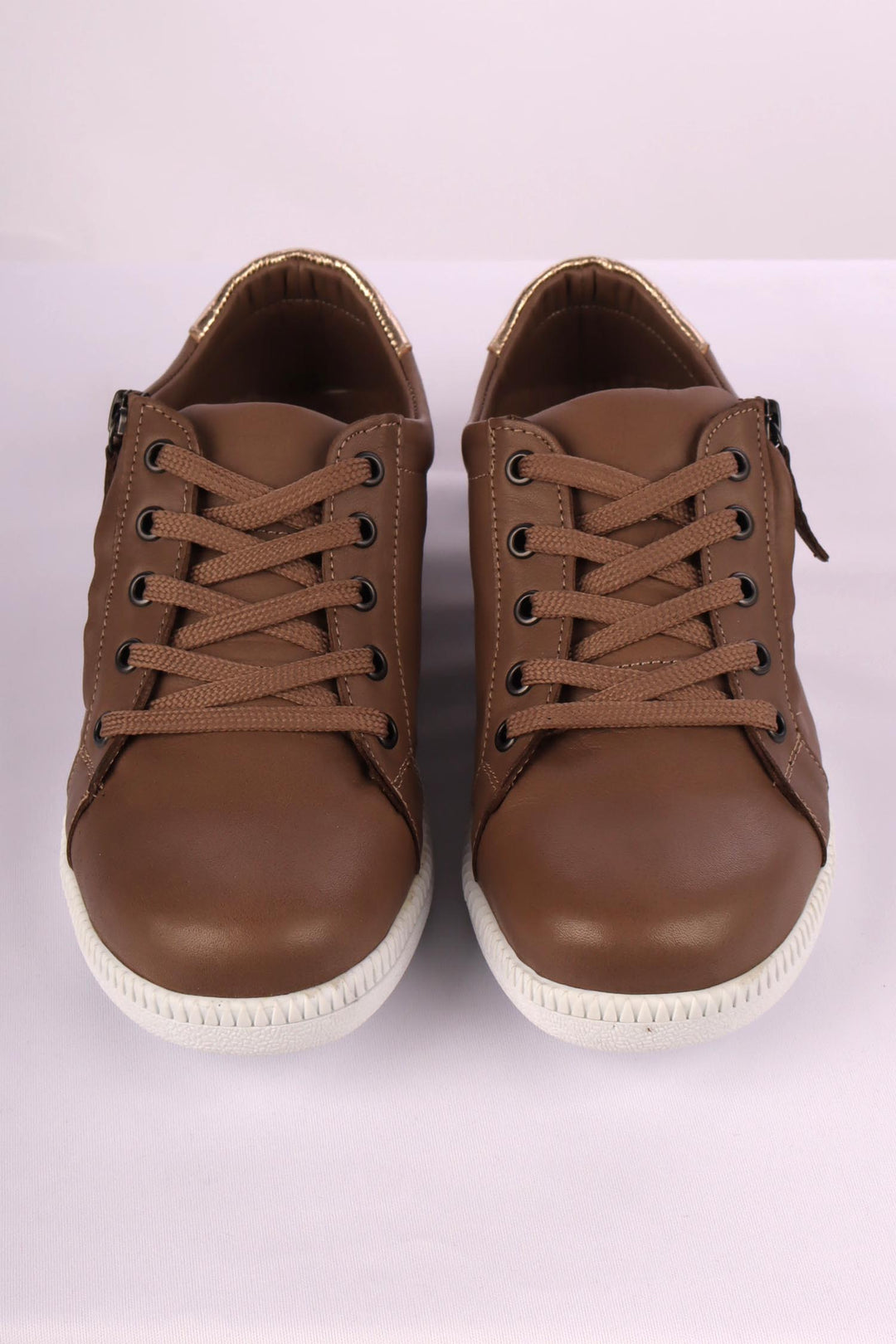 EG06 Leather Sneaker in Mocha