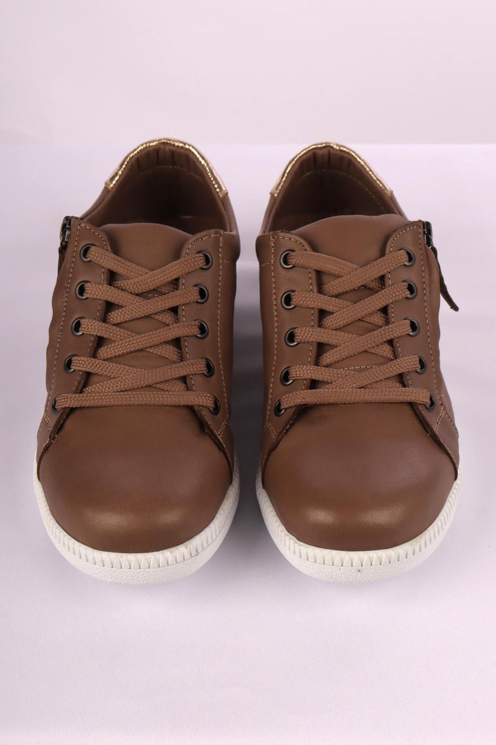 EG06 Leather Sneaker in Mocha