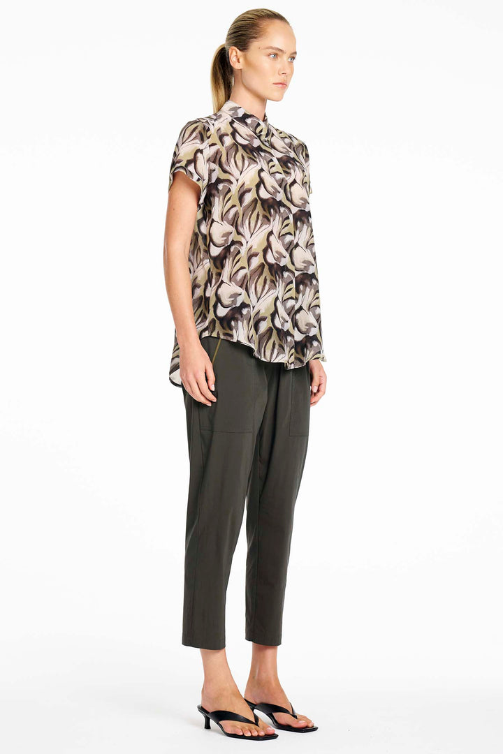 Soft Stand Shirt in Bayleaf
