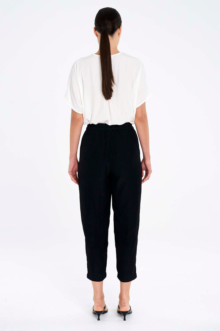 Soft Zip Pant in Black