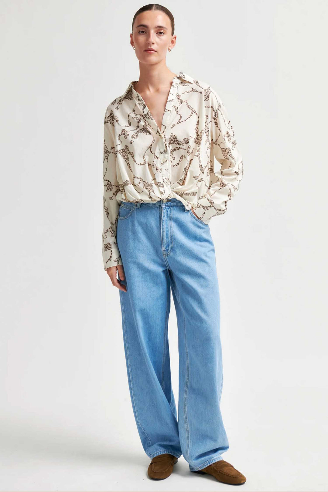 Soil Twist Shirt in Eggnog