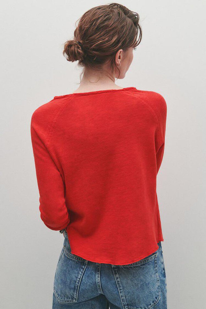 Sonoma B-neck LS T-shirt in Passion