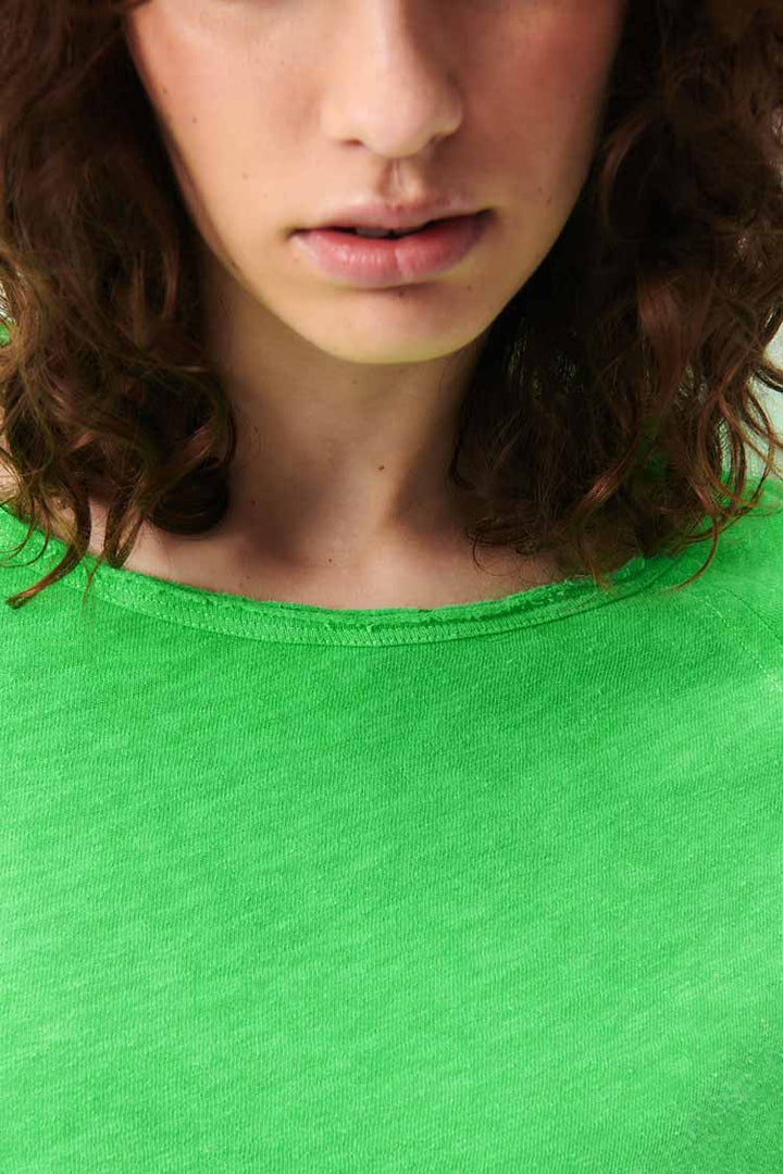Sonoma B-neck LS T-shirt in Parakeet