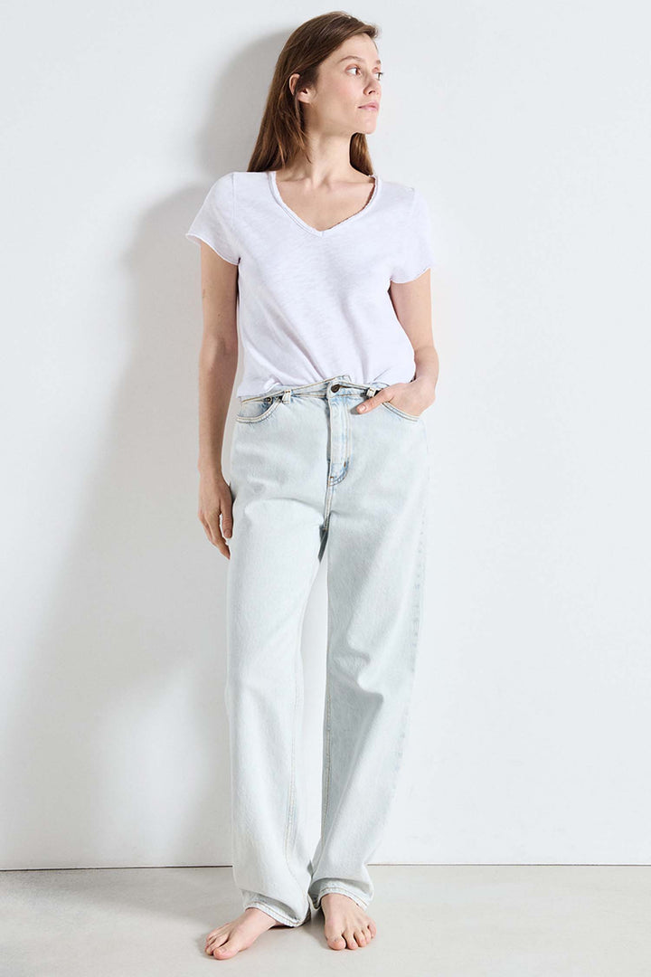 Sonoma V-Neck SS T-Shirt in White