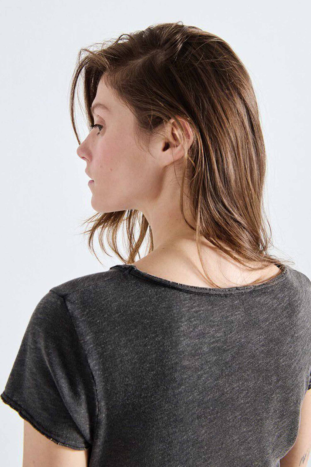Sonoma V-neck SS T-shirt in Vintage Black