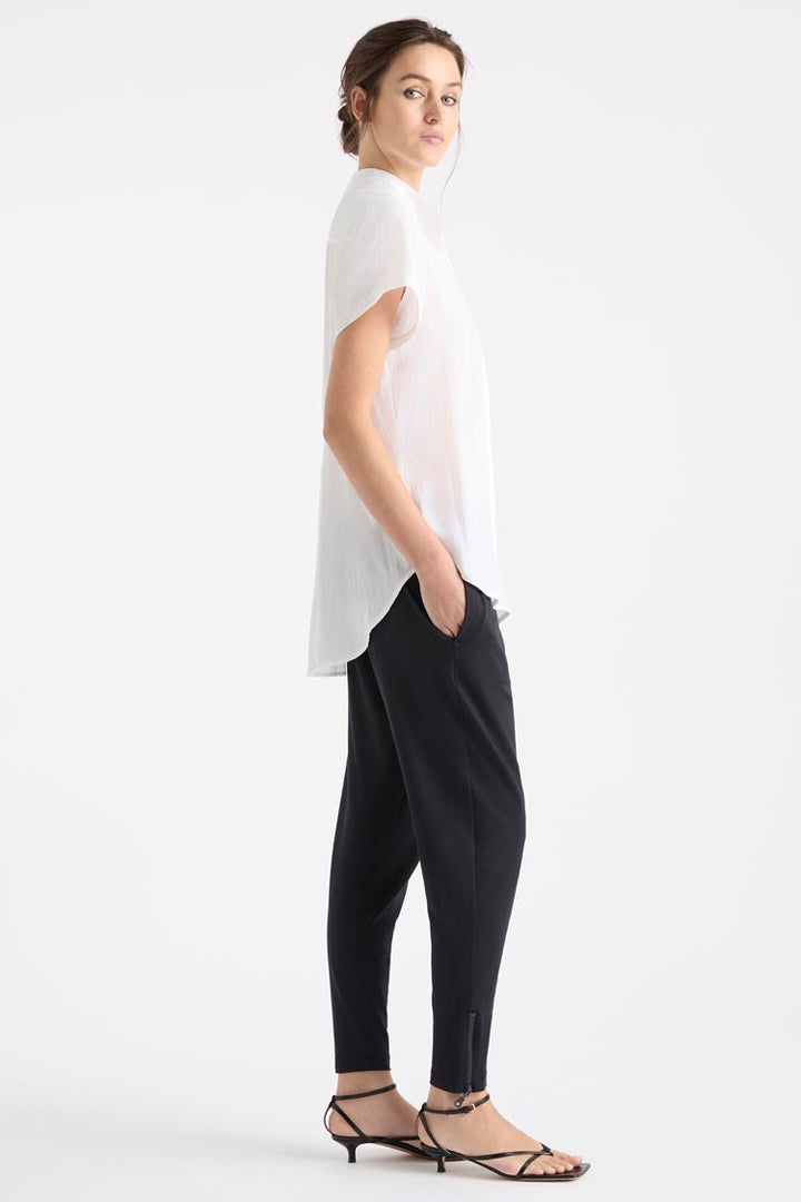 Stand Shirt in White