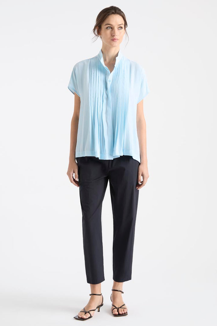 Straw Pleat Shell in Bluewash