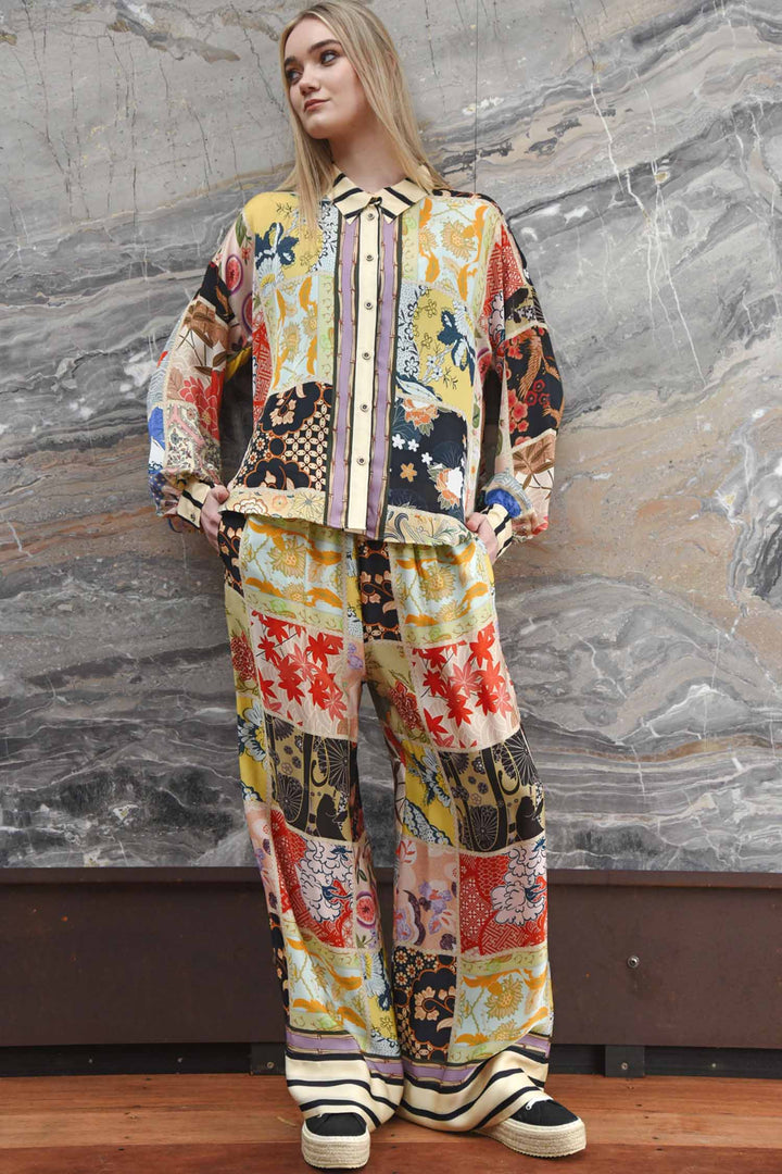 Stretch a Leg Pant in Squares