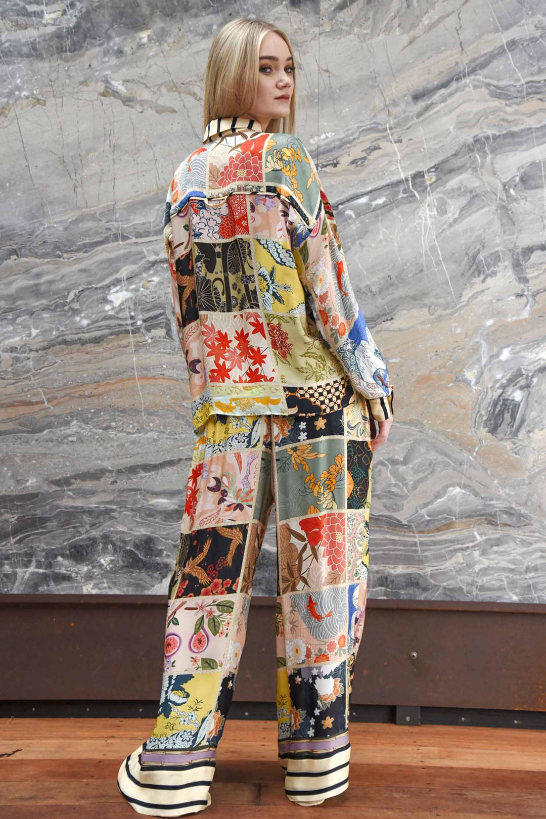 Stretch a Leg Pant in Squares