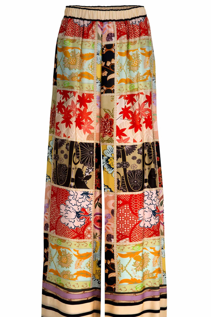 Stretch a Leg Pant in Squares