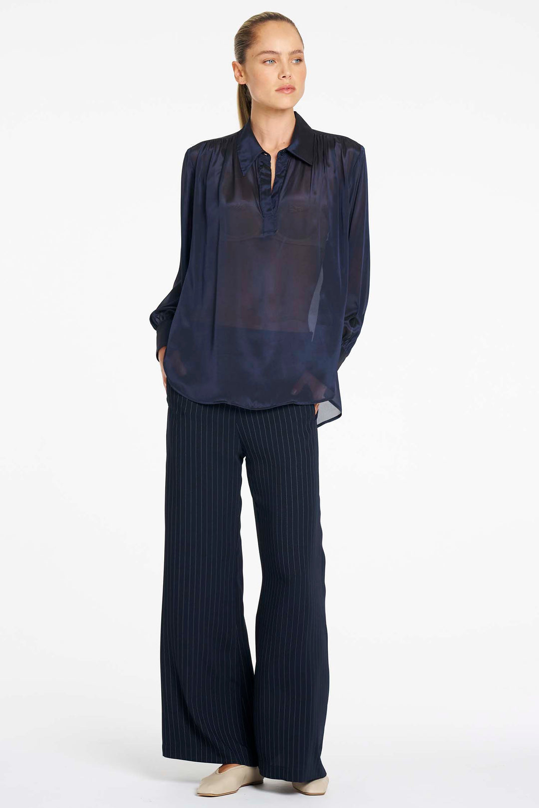 Suit Pant in Navy/Chalk