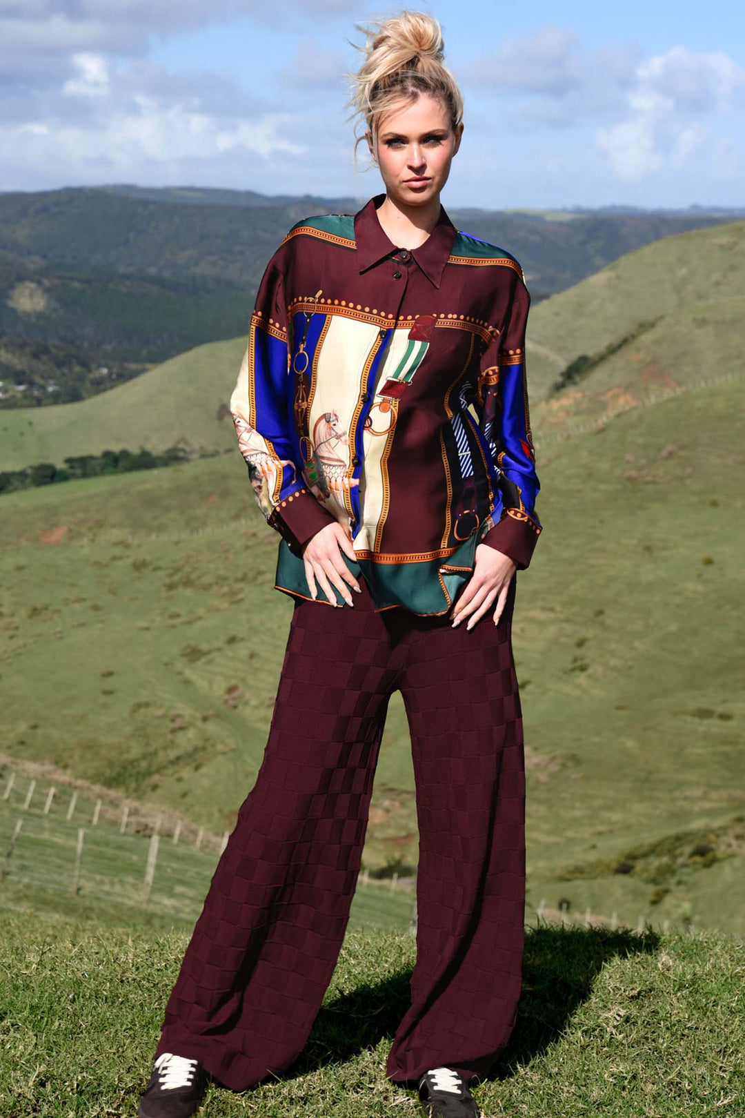 Let the Sun Shine Shirt in Horse Multi