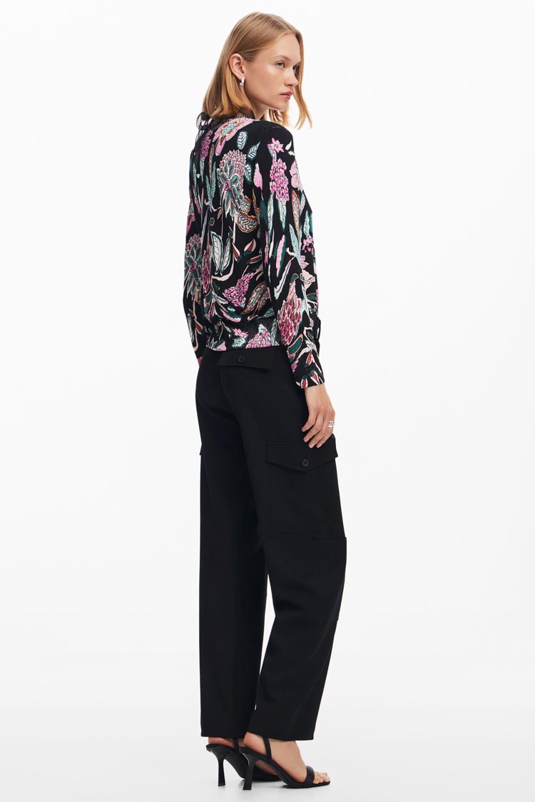 Sweater with Floral Prints in Black