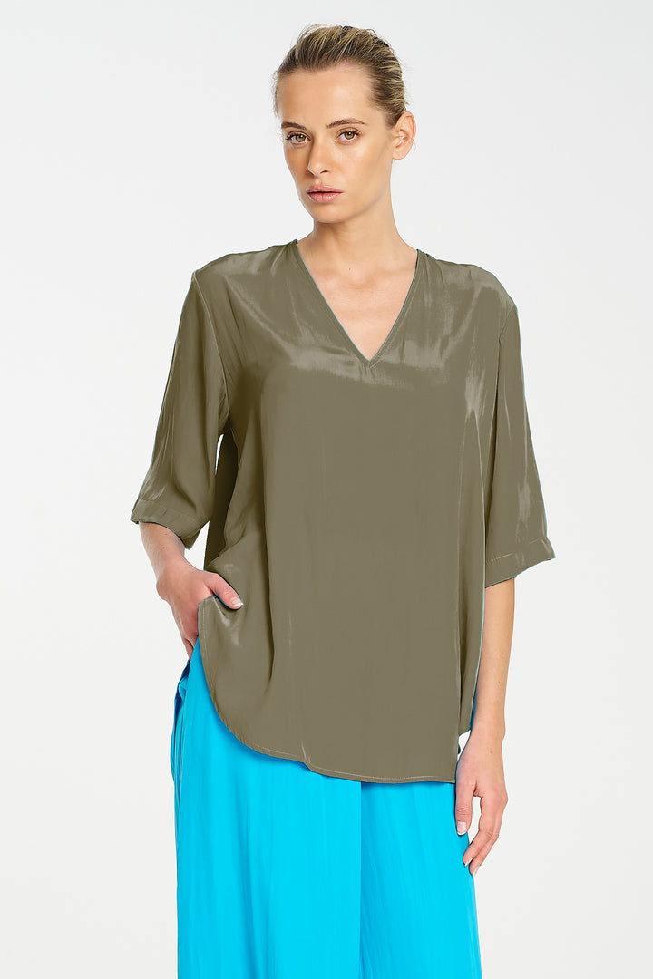 Swish Plaza Top in Fossil