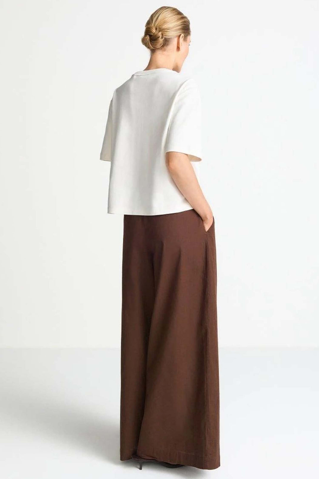 T-Shirt w Coast Application in Pearl White