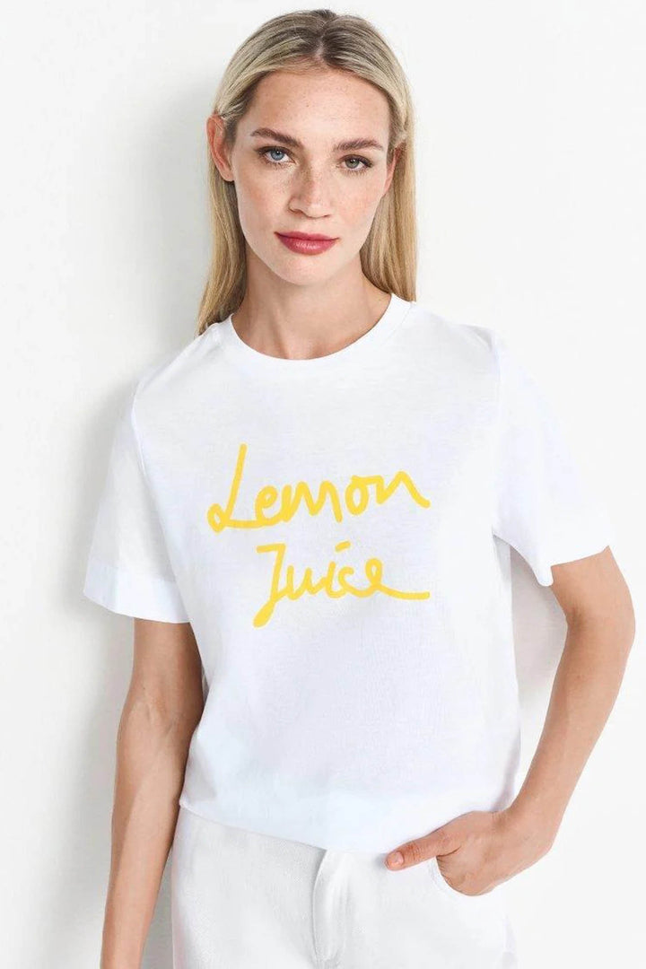 T-shirt w Lemon Juice Print in White