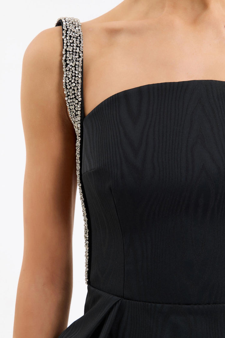 Teles Embellished Midi Dress in Black