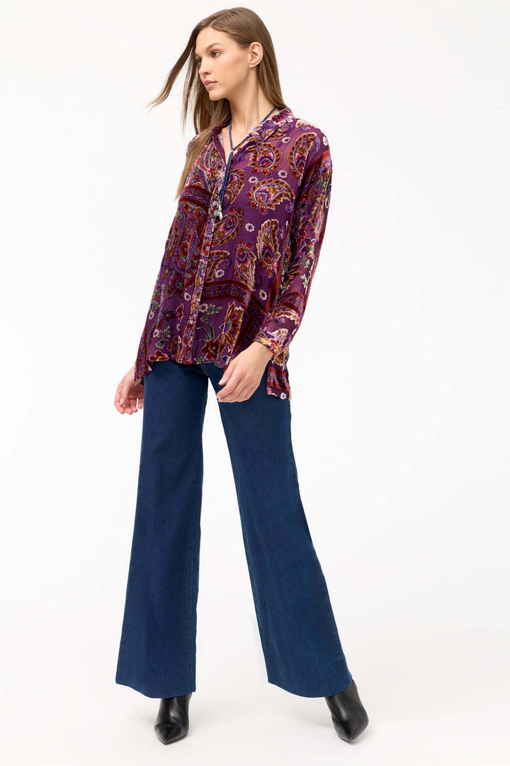Slim Audrey Collared Shirt in Domitila Burnout