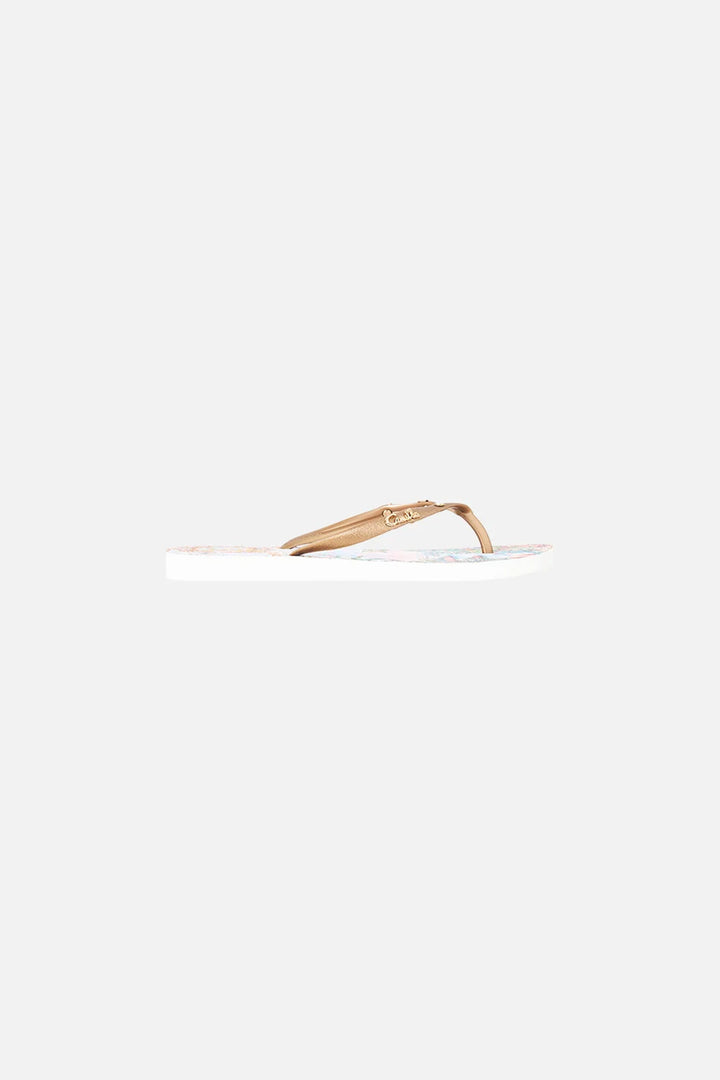 Thongs in Sisi Society 