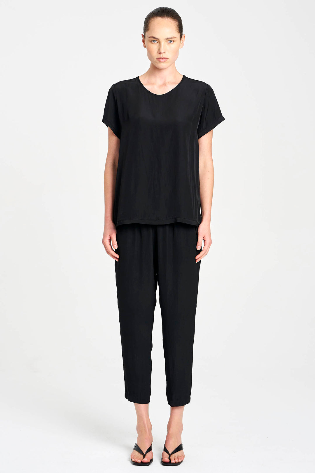 Transit T in Black