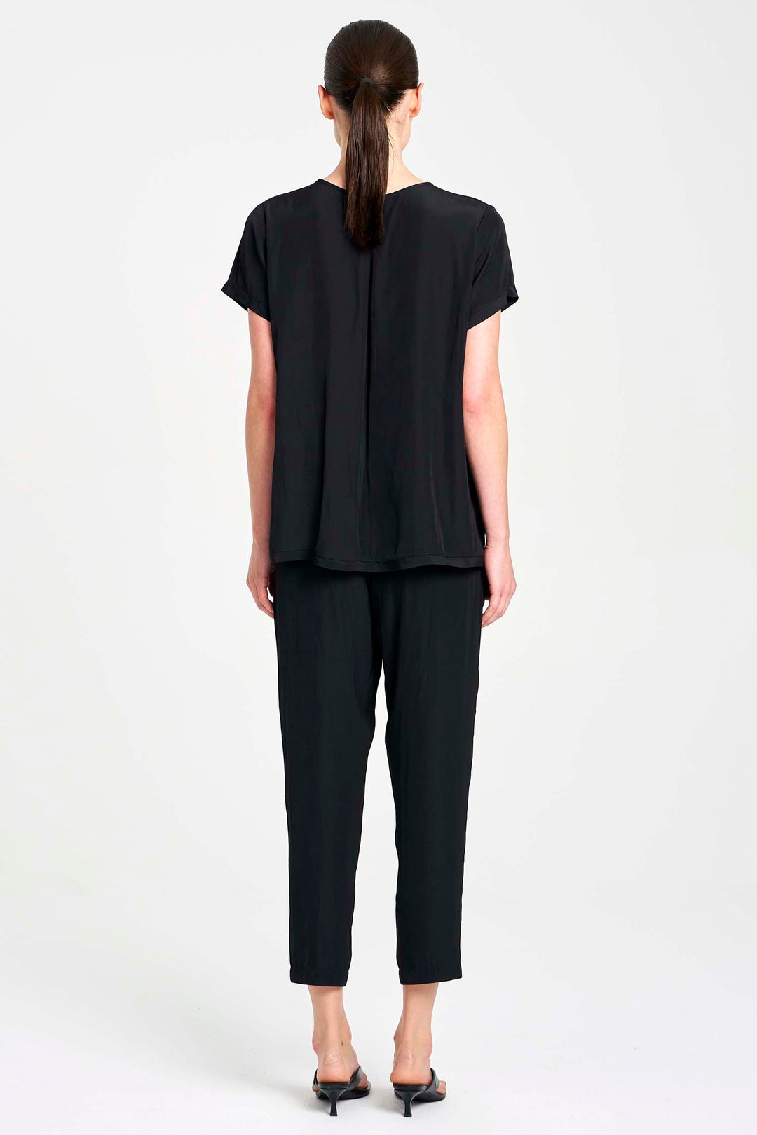 Transit T in Black