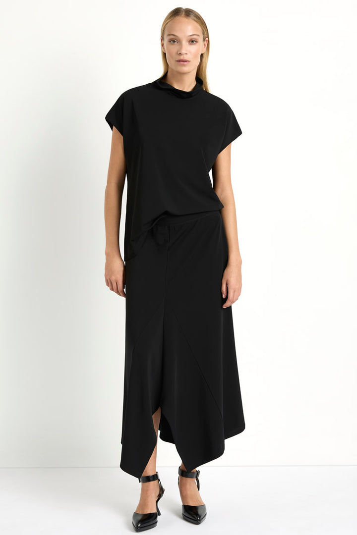 Trapeze Knit Skirt in Black